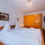 Waldklause Apartament *